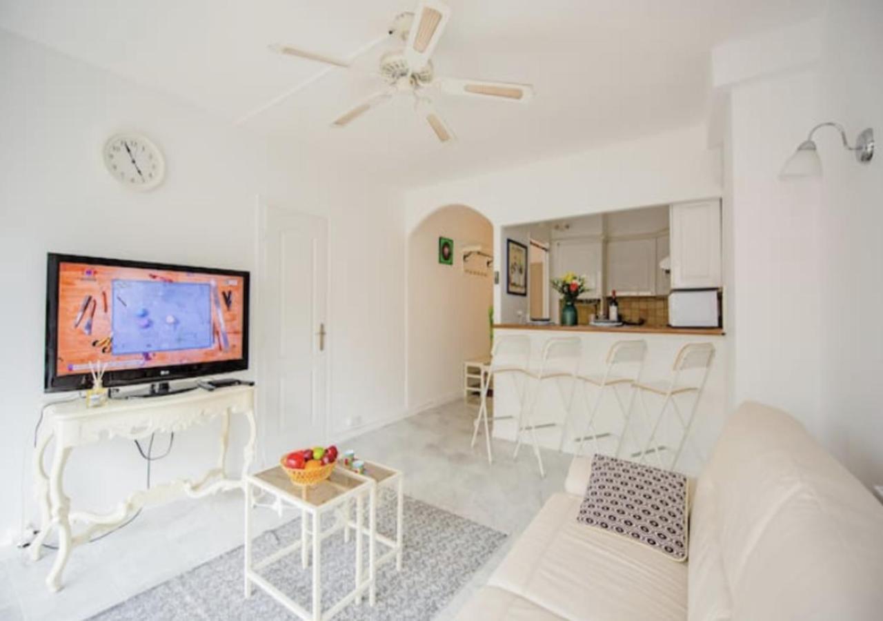 Cannes Apartment 3 Mins From The Beach Bagian luar foto